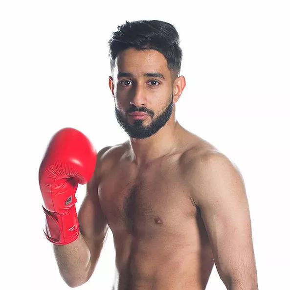 Picture of Qais Ashfaq in boxing gear